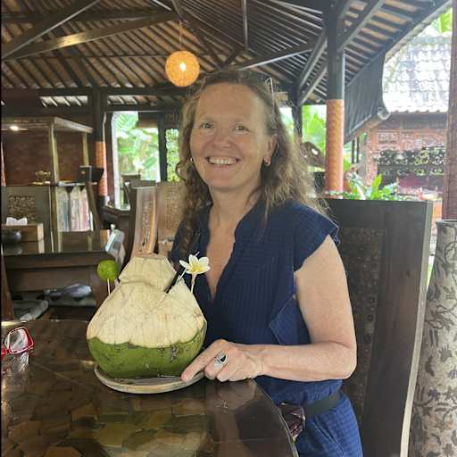 Profile image for pet sitter Kimberley