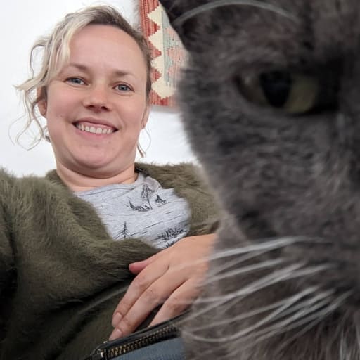 Profile image for pet sitter Lynsey