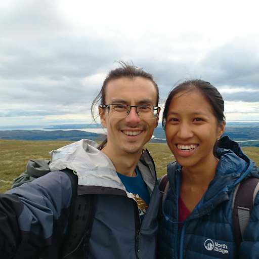 Profile image for pet sitters Jonathan & My Hanh
