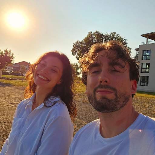 Profile image for pet sitters Maxence & Anaïs