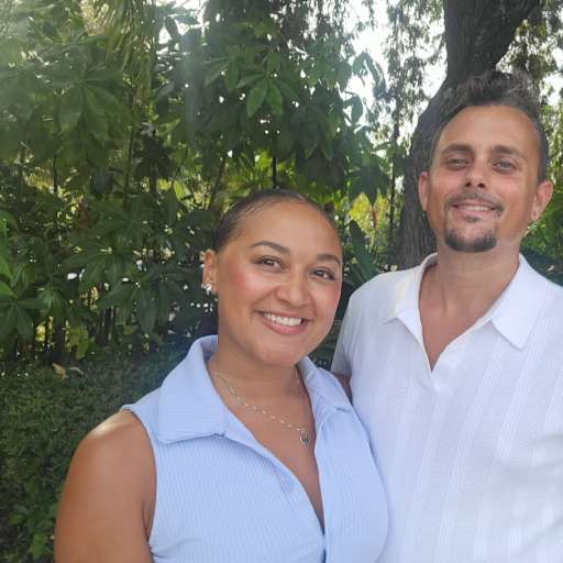 Profile image for pet sitters Austin & Cassie
