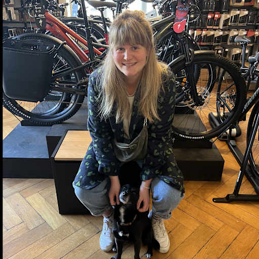 Profile image for pet sitters Linda & Amon