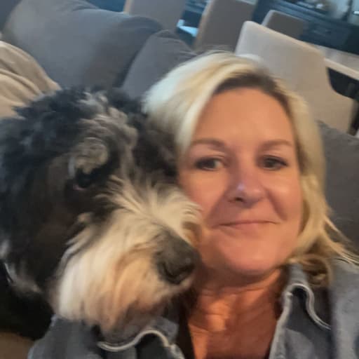 Profile image for pet sitters Tracy & Darin
