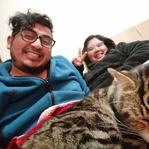 Profile image for pet sitters Valeria & Camilo