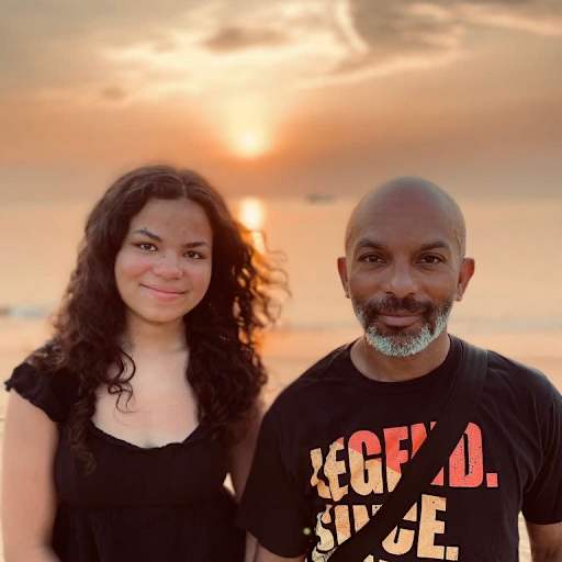 Profile image for pet sitter Dominique and Maia