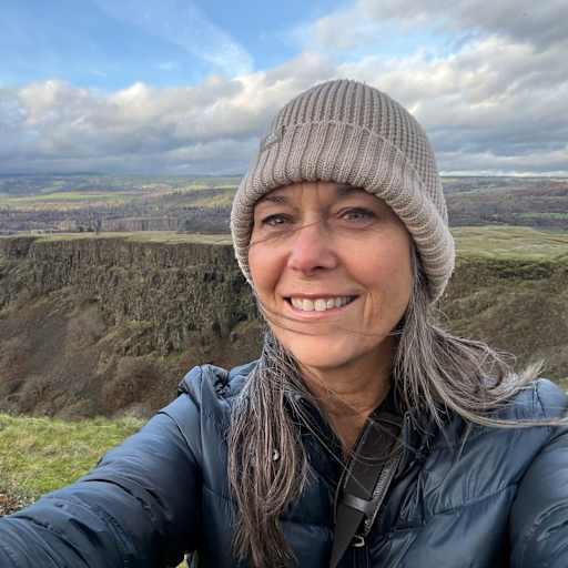 Profile image for pet sitter Robin