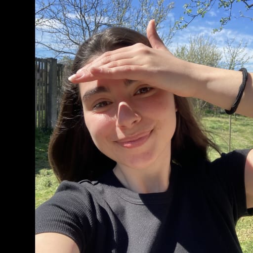 Profile image for pet sitter Leyla