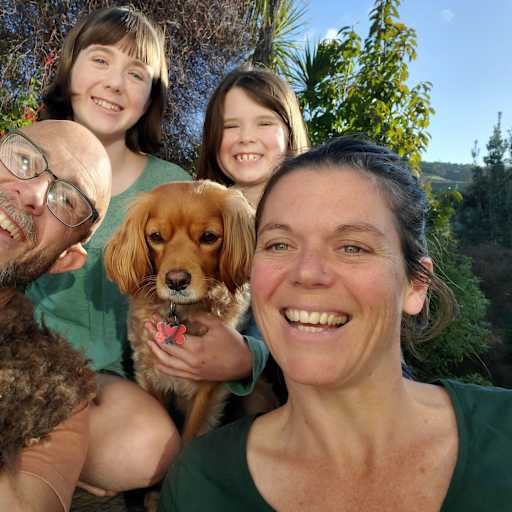 Profile image for pet sitters Jennifer & Andrew