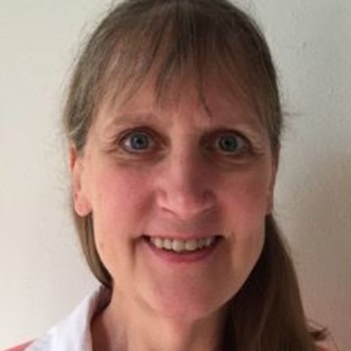 Profile image for pet sitter Jo Ellyn