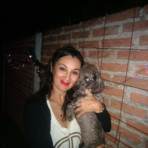 Profile image for pet sitters Gabriela & Angel