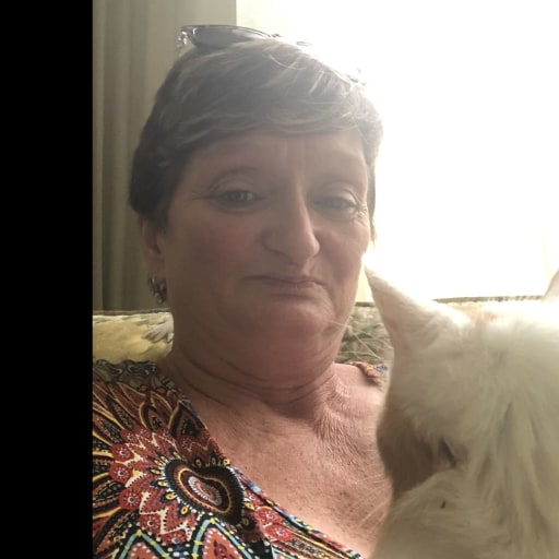 Profile image for pet sitter Angela