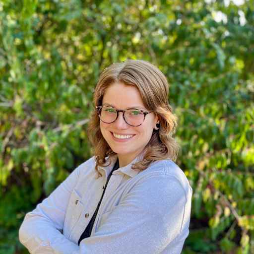 Profile image for pet sitter Emma