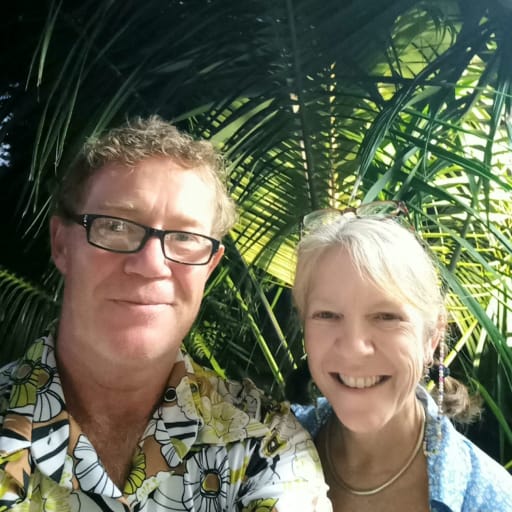 Profile image for pet sitters Julie & Russell 