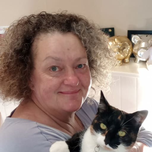 Profile image for pet sitter Nichola