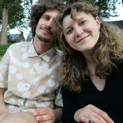 Profile image for pet sitters Elina & Daan