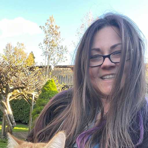 Profile image for pet sitter Angela