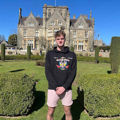 Profile image for pet sitter Evan