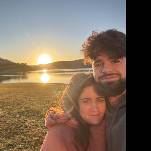 Profile image for pet sitters Apolline & Jeremy