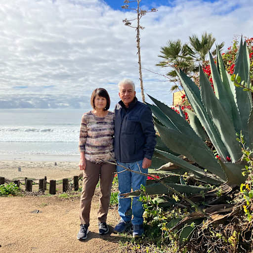 Profile image for pet sitters Teresa & Rudy