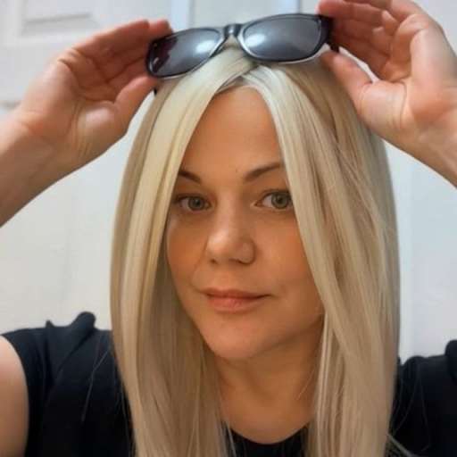 Profile image for pet sitter Kimberly