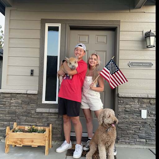 Profile image for pet sitters Levi & Megan