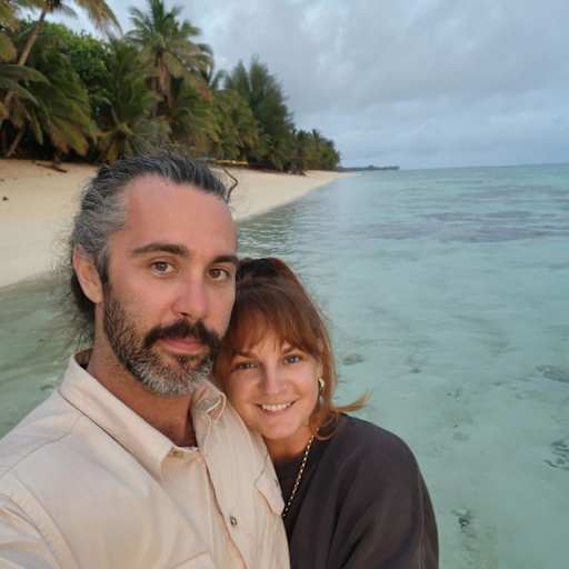 Profile image for pet sitters Sofie & Troy