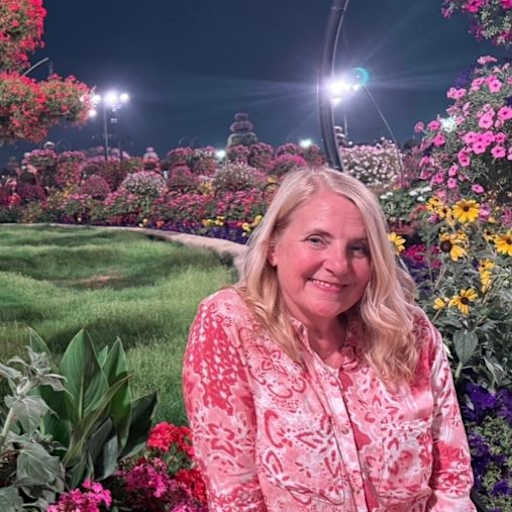 Profile image for pet sitter Sheryl