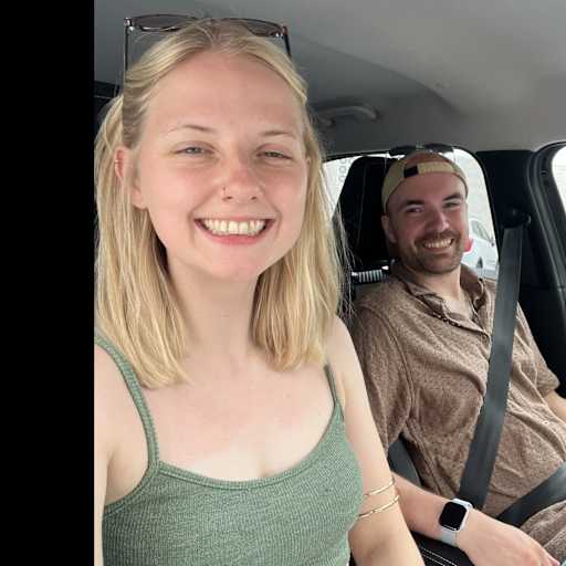Profile image for pet sitters Kim & Dennis