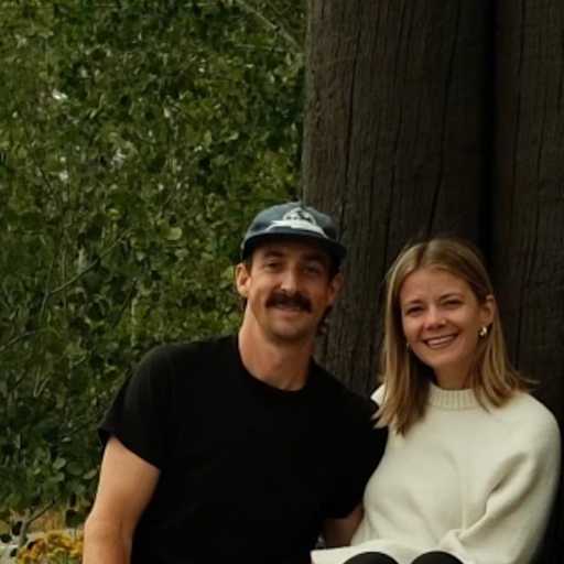 Profile image for pet sitters Kelsey & Evan