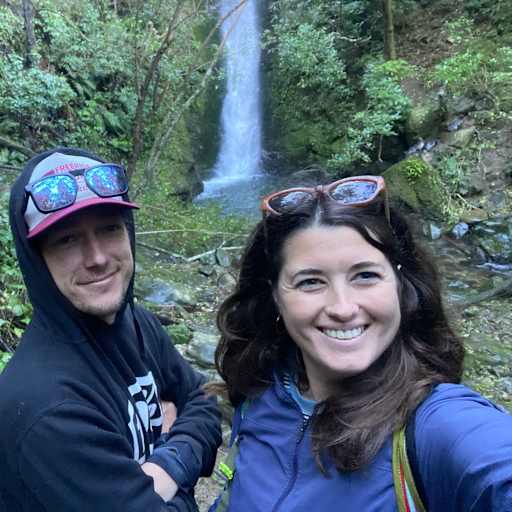 Profile image for pet sitters Olivia & Pierre