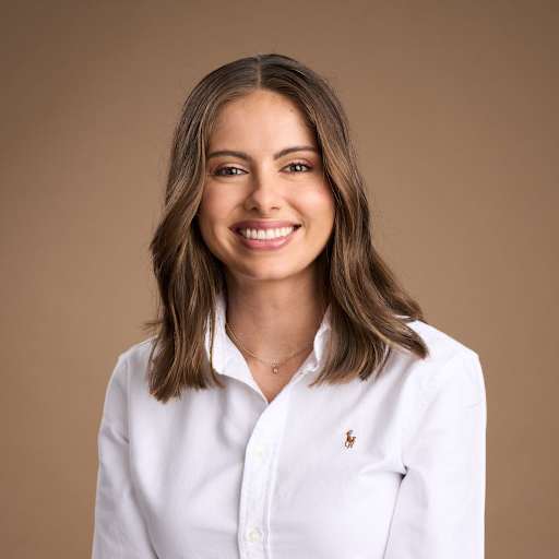 Profile image for pet sitter mara