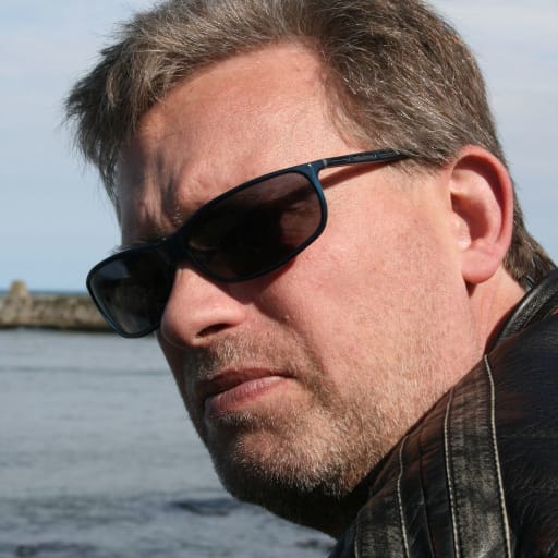 Profile image for pet sitters Jim & Donna