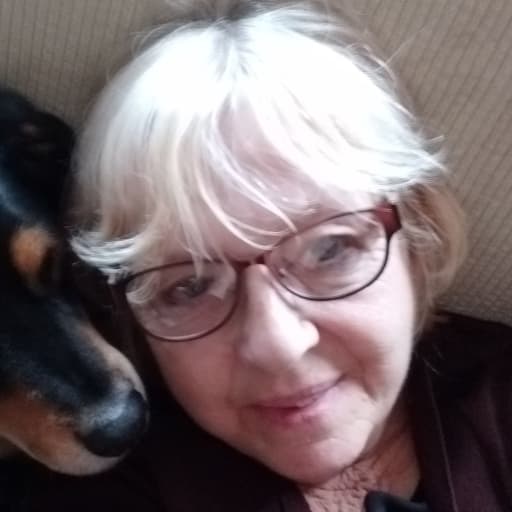 Profile image for pet sitter Frances