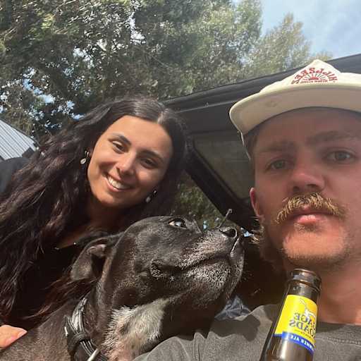 Profile image for pet sitters Shaniya & Brad