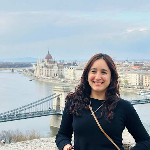 Profile image for pet sitter Romina