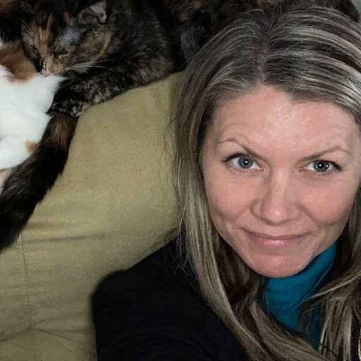 Profile image for pet sitters Alison & Eddie