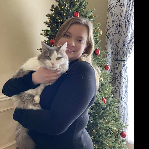 Profile image for pet sitter Ainsley