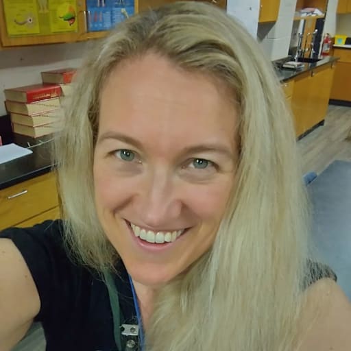 Profile image for pet sitter Jennifer