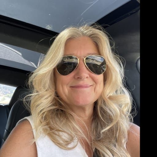 Profile image for pet sitter Joanne