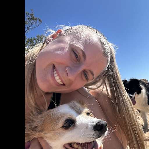 Profile image for pet sitters Lluna & Luis