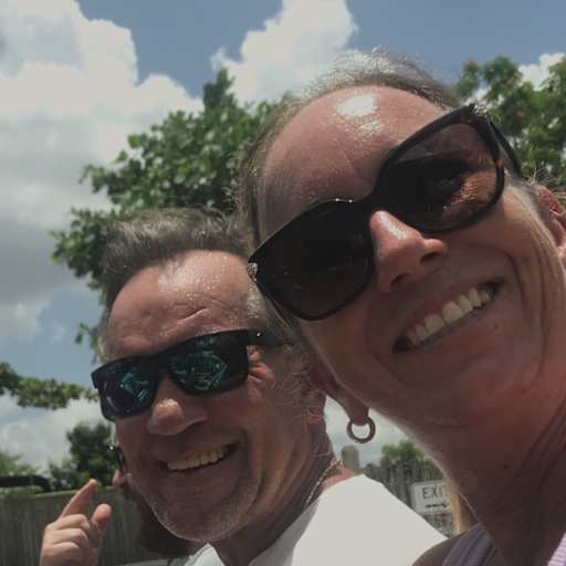 Profile image for pet sitters Robbie and Muriel & Robbie