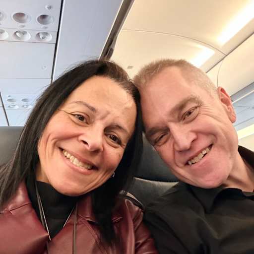 Profile image for pet sitters Thomas & Homeli