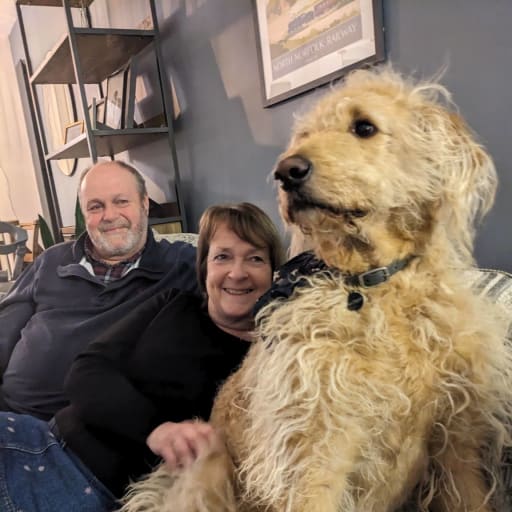 Profile image for pet sitters Wendy & Peter