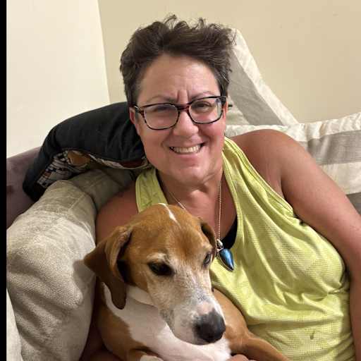 Profile image for pet sitter Val