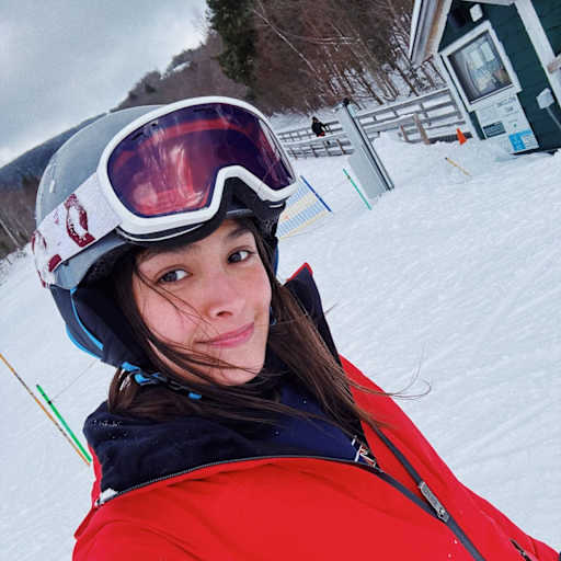 Profile image for pet sitter Valeria