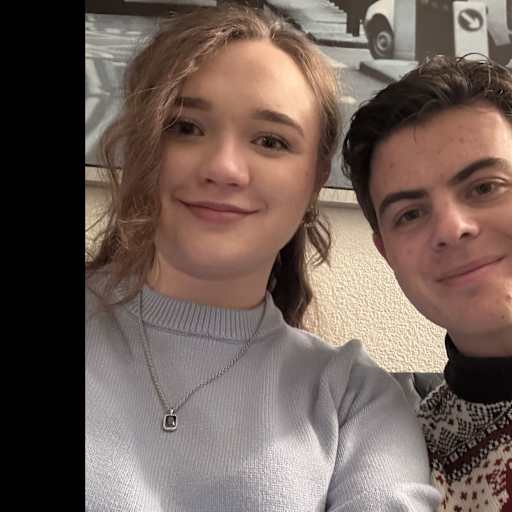 Profile image for pet sitters Monica & Fabian