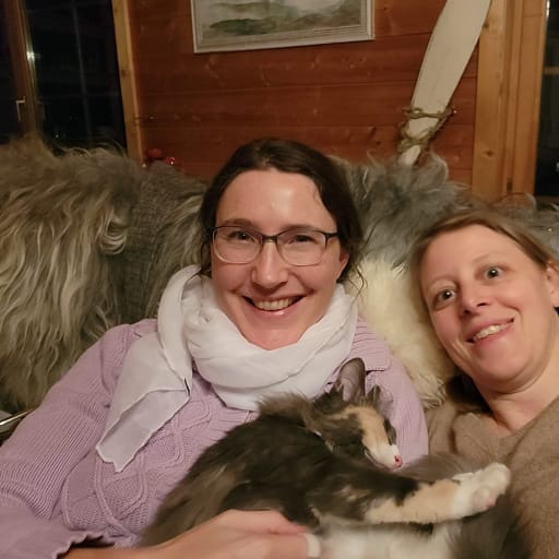 Profile image for pet sitters Carine & Marion