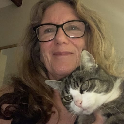 Profile image for pet sitter Eileen