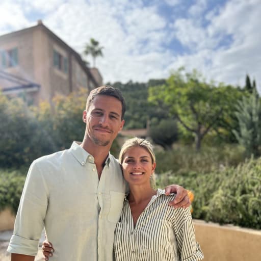 Profile image for pet sitters Barbara & Pabli