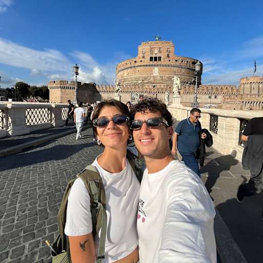 Profile image for pet sitters Facundo & Sofia